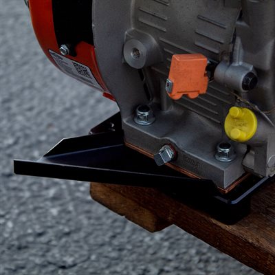 Briggs Lo206 Oil Drain Plate